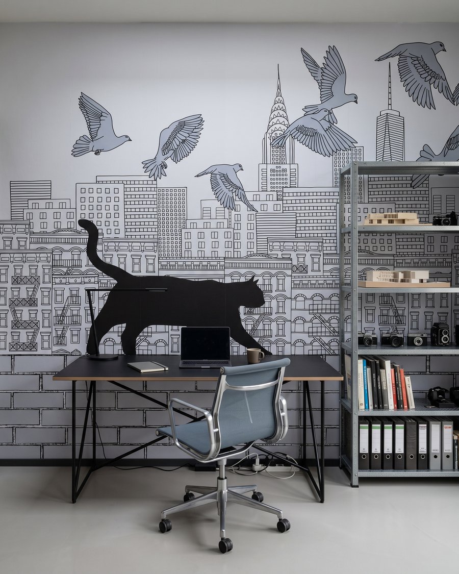 Cat above the rooftops — interior 1