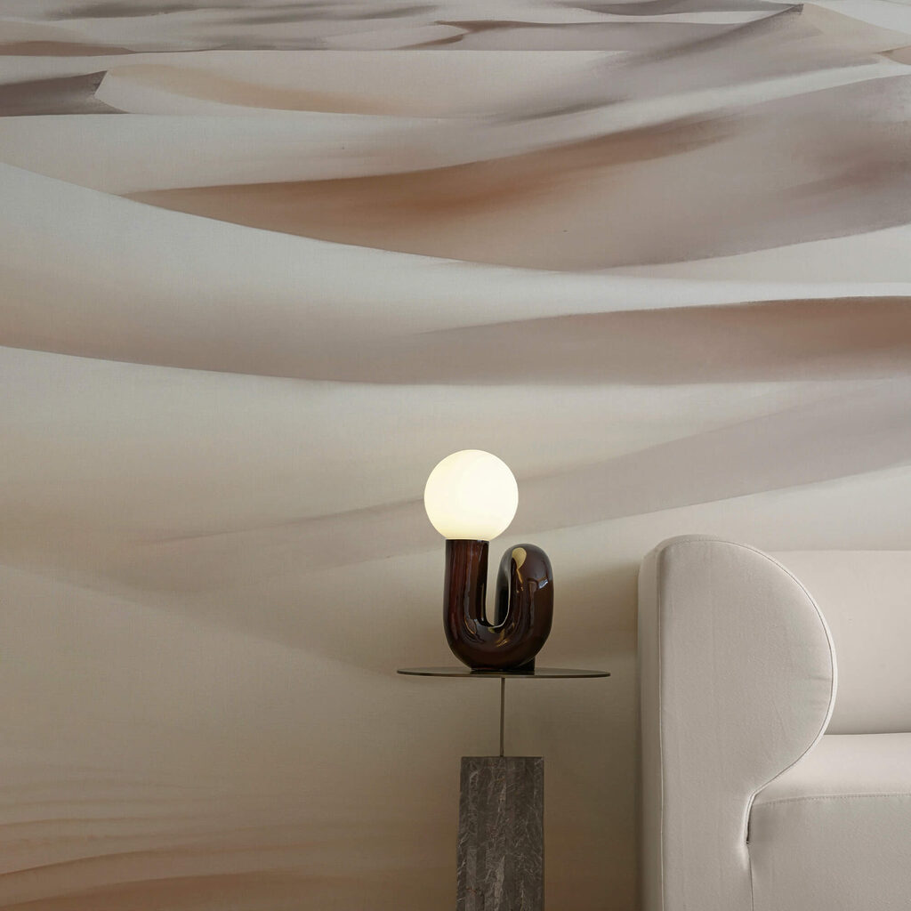 Pale dunes before mountains — interior 3