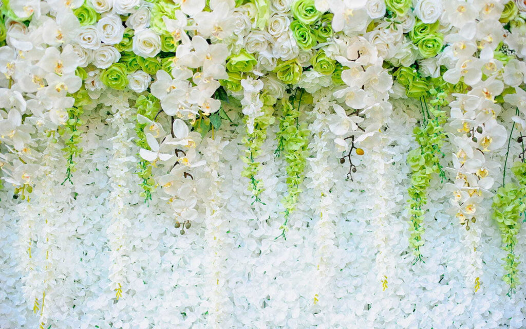 White flower clusters hanging — full design
