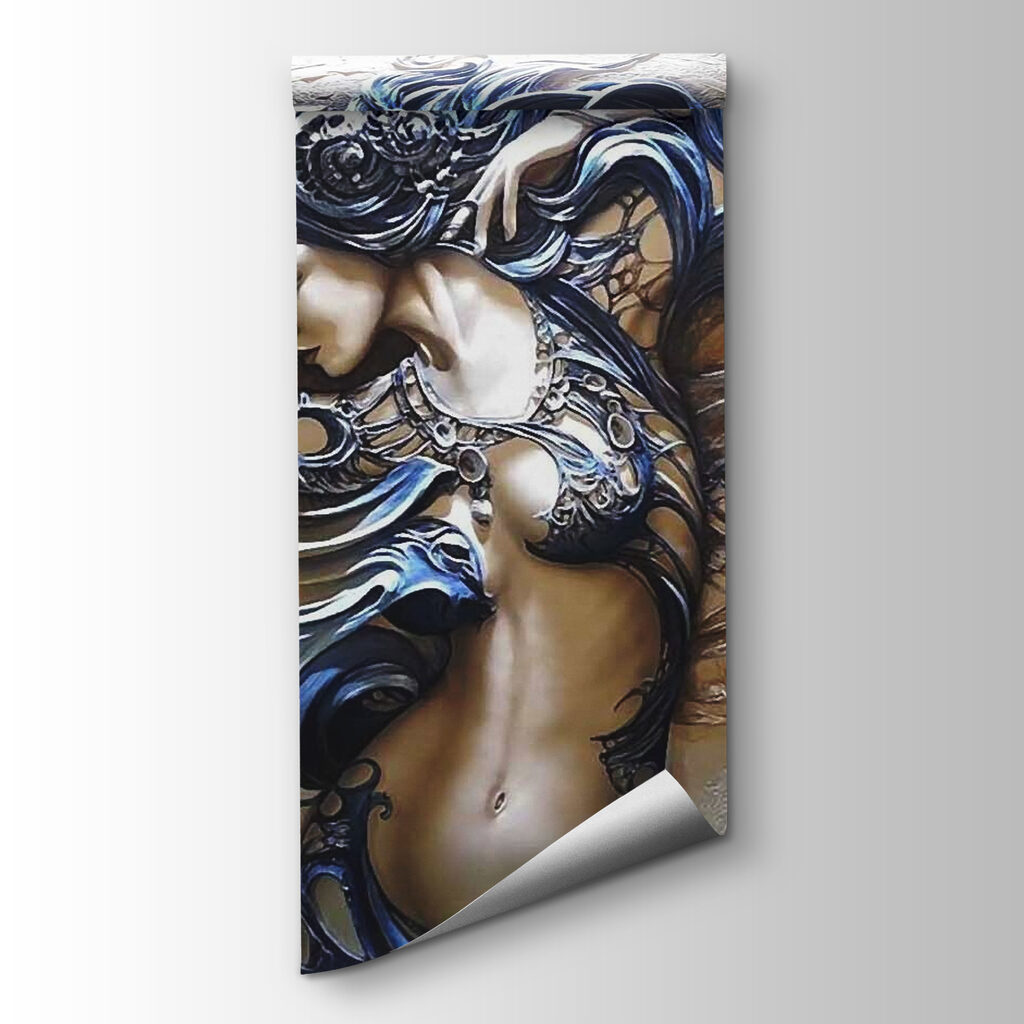 Woman with wavy curls — product view