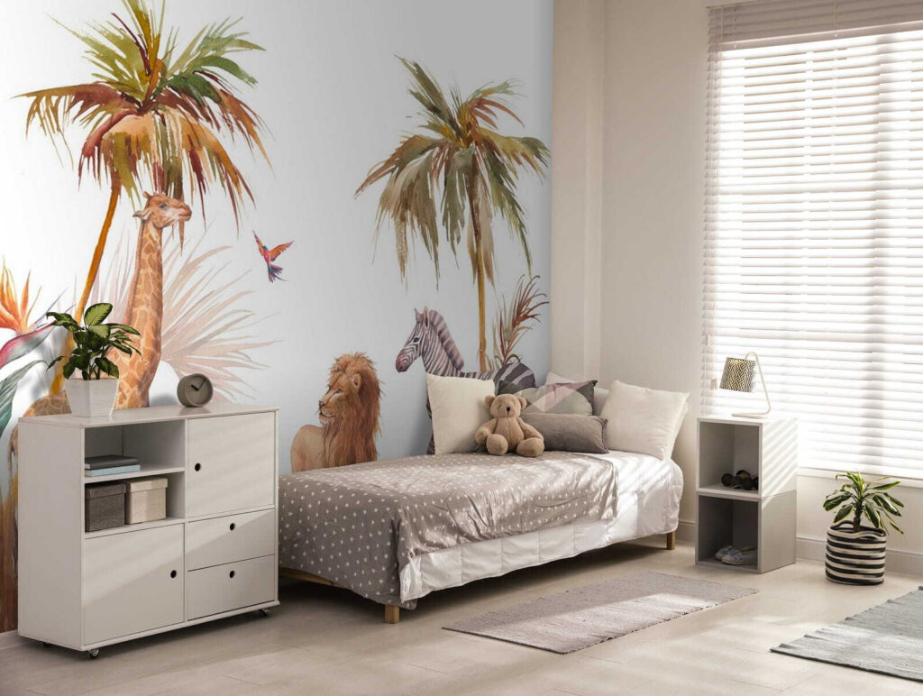 Safari animals and palms — interior 3