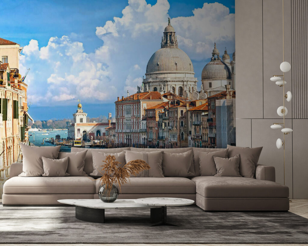 Venice Canal View — interior 3