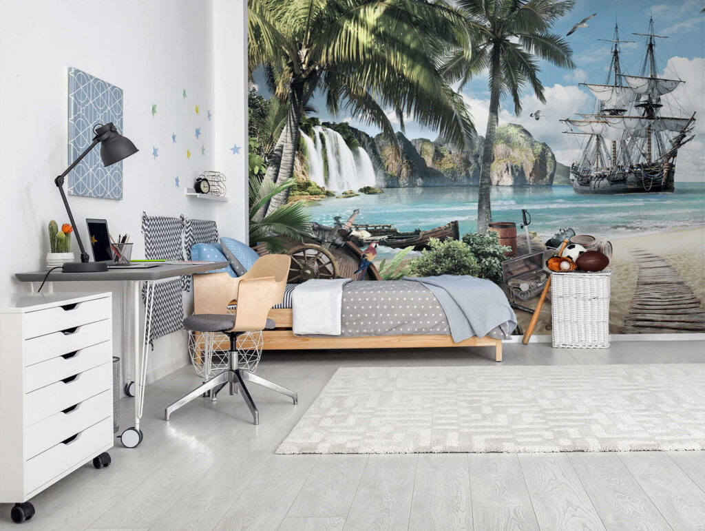 Pirate ship by palms — interior 8