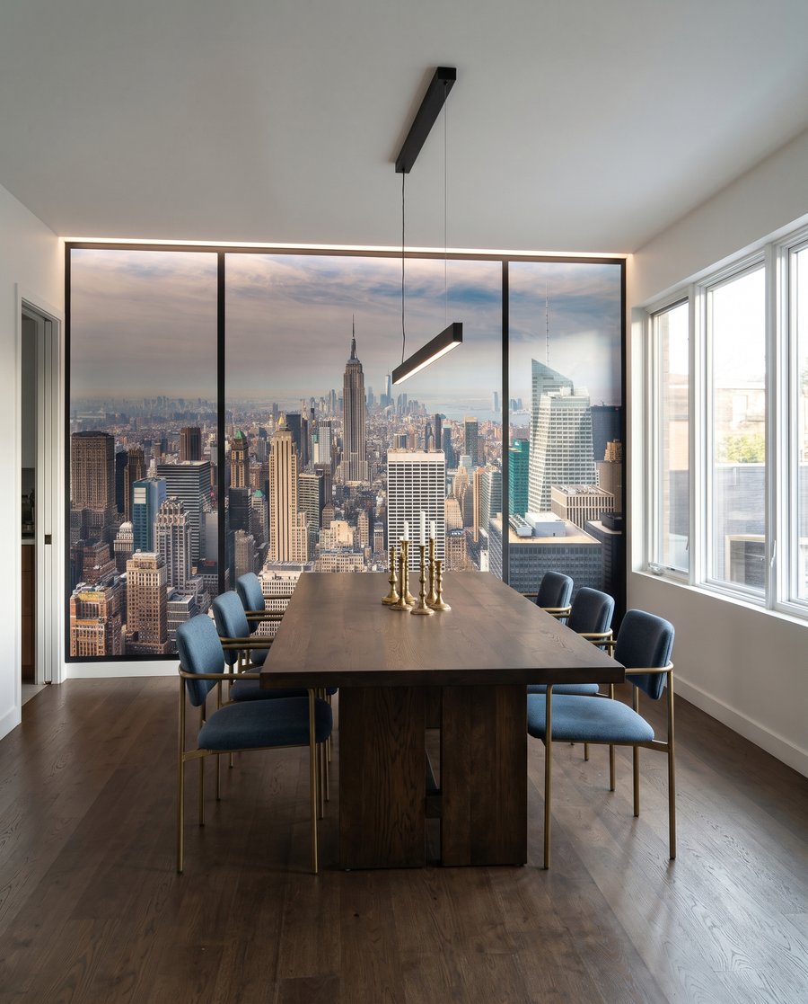 Window Over Manhattan — interior 5