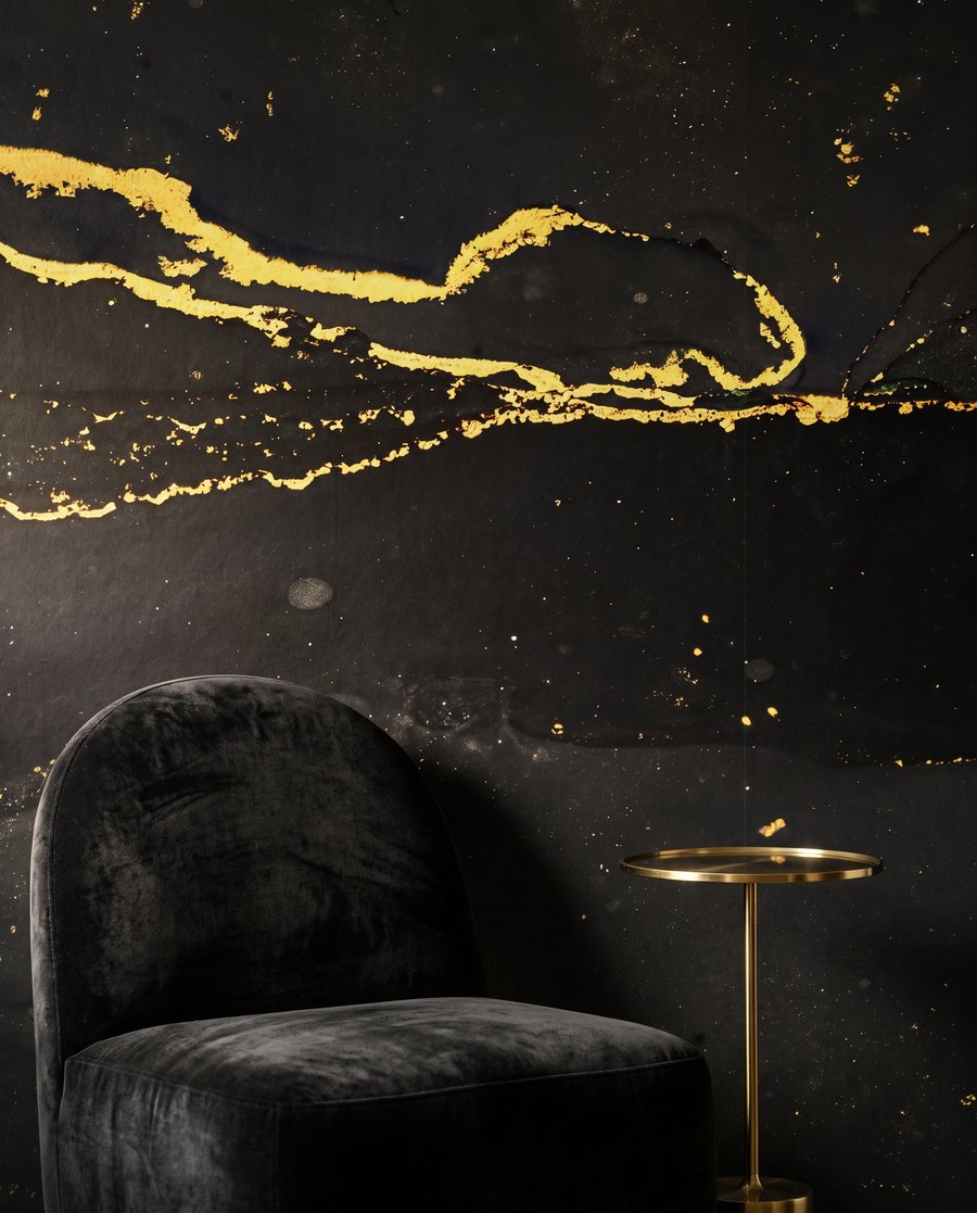 Dark Stone Goldleaf — detail