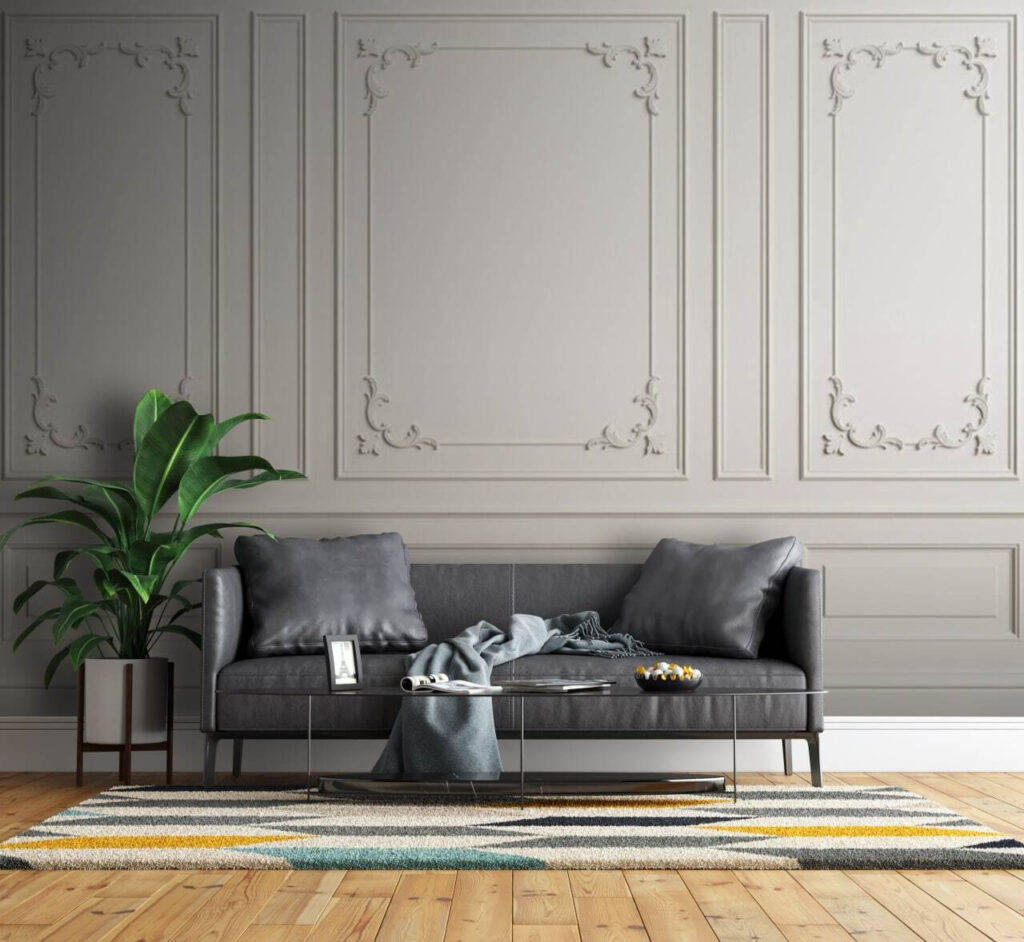 Panelling with wide base — interior 1