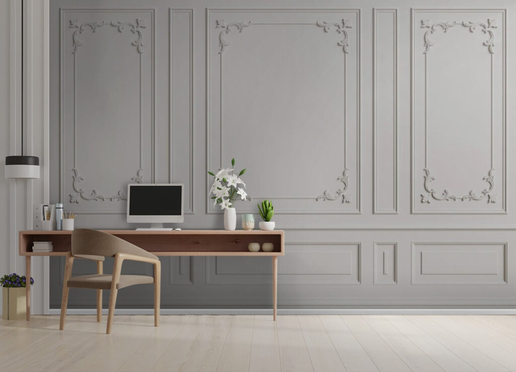 Panelling with wide base — interior 2