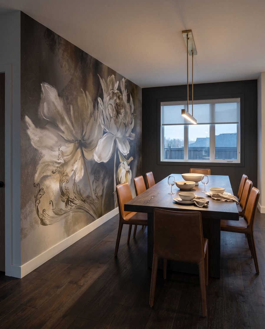 Petals in Paint — interior 7
