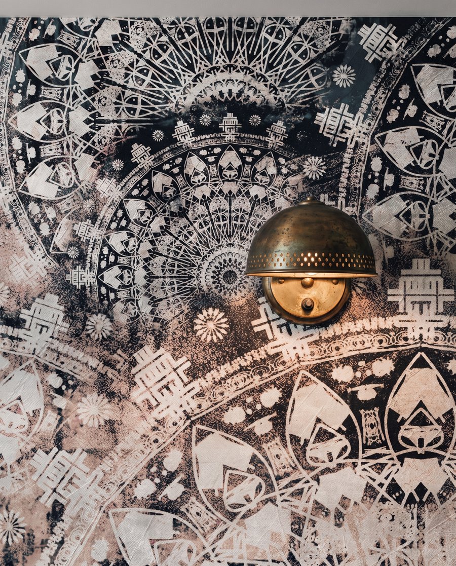 Lace circles on colour — detail