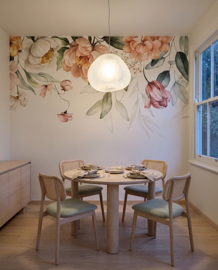 Hanging Flower Bouquet — interior 7