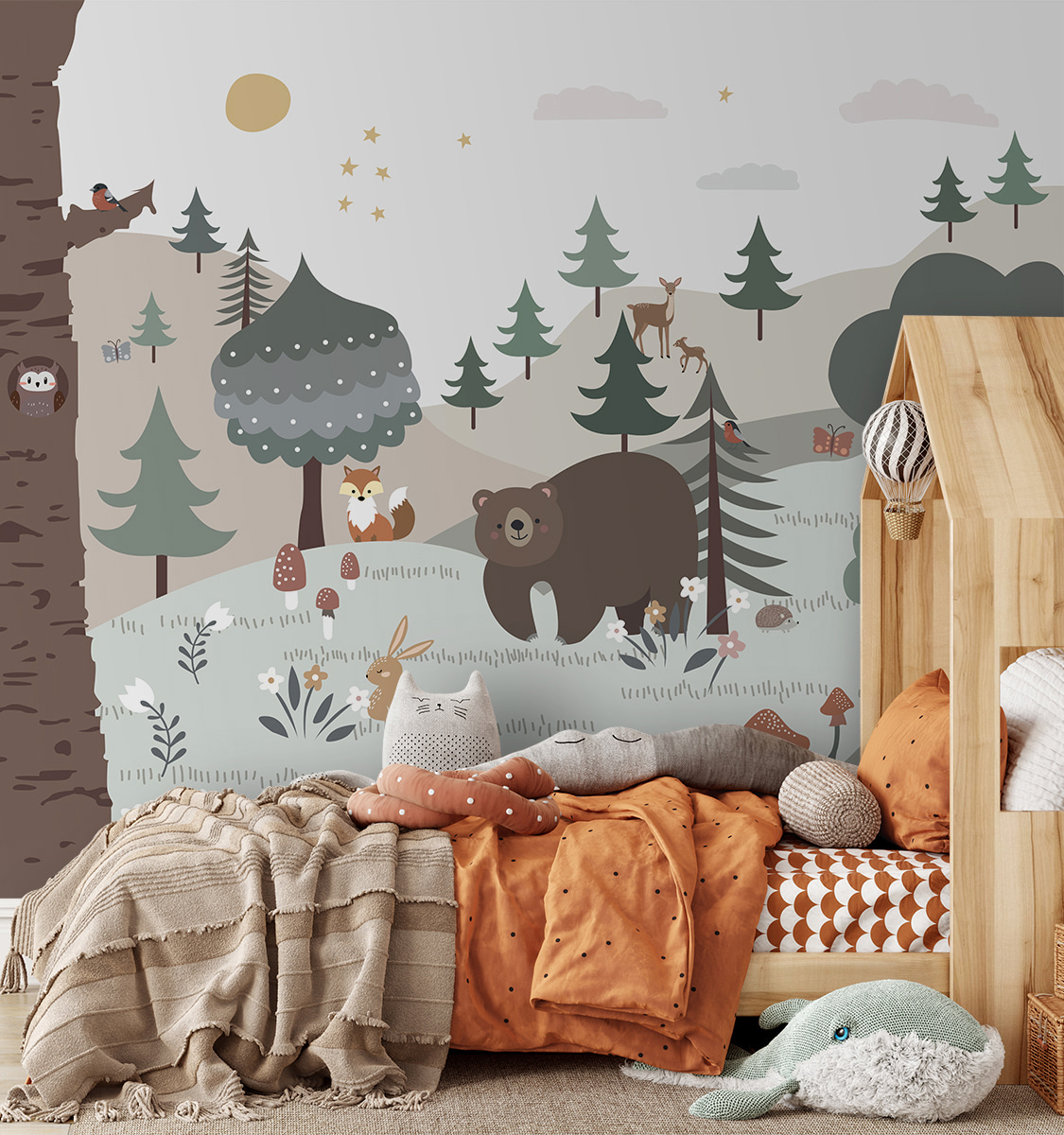 Bear among woodland friends — interior 1