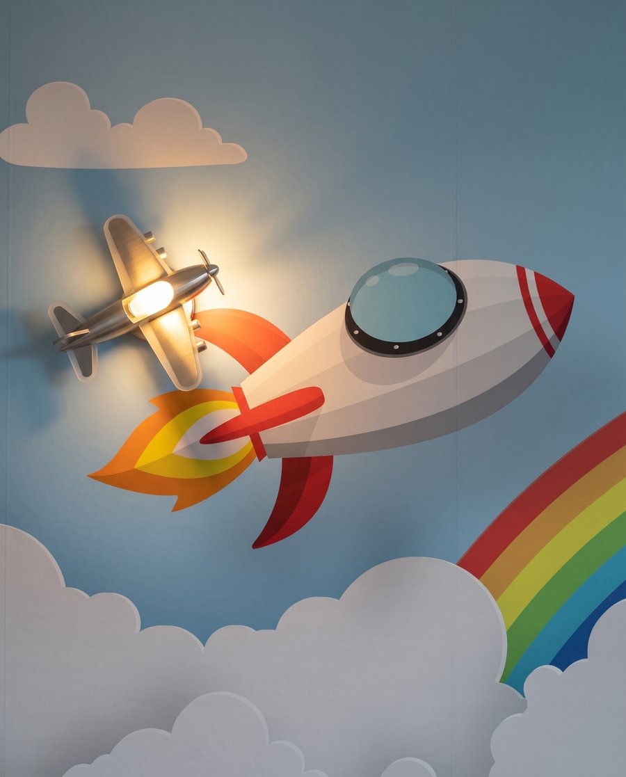 Rainbow Rocket — detail