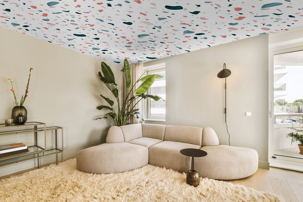 Colour flecks on white — interior 3