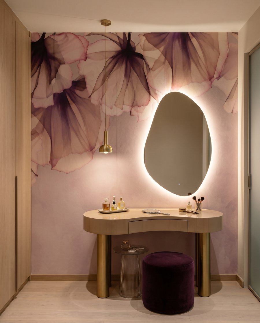 Sheer Petal Fringe — interior 3