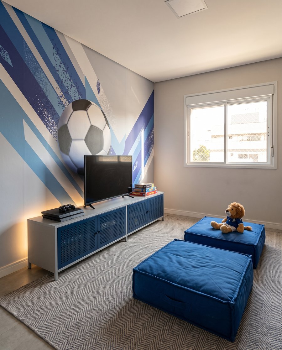 Football Crossroads — interior 5