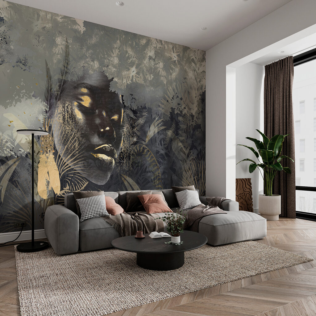Face among jungle leaves — interior 2