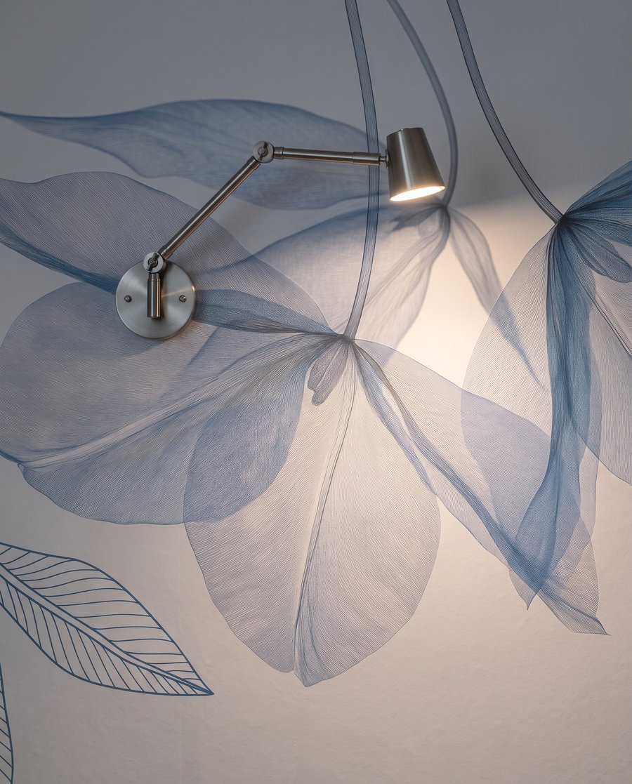 Airy Leaf Outlines — detail