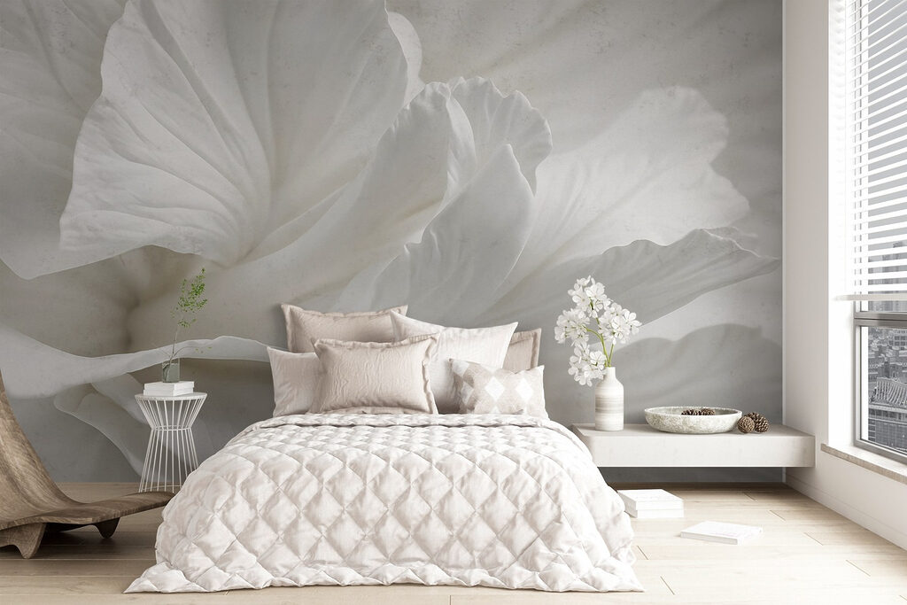 Close-up white flower — interior 1